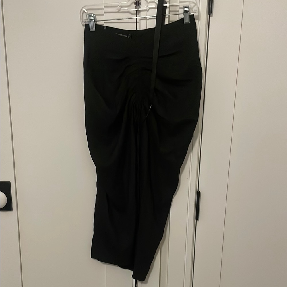 PrettyLittleThing Black Ruched Midi Pencil Skirt